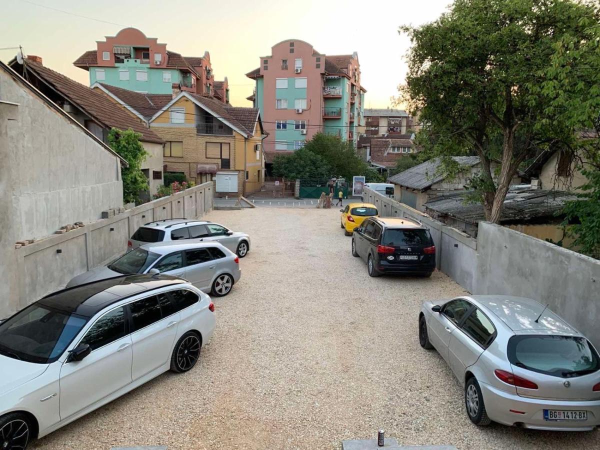 Pink House Apartments Jagodina Exterior photo